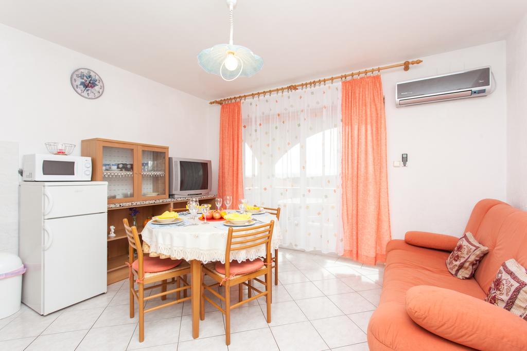 Apartments Boskoviceva Пунат Экстерьер фото